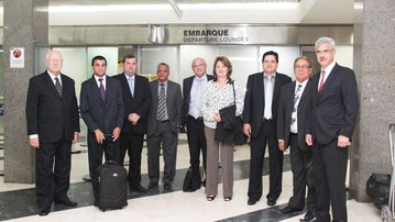 Delegação empresarial da Fiems embarca para Brasília para participar do 8º ENAI