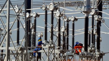 Indústria precisa pagar energia consumida, e não demanda contratada, diz Fernando Pimentel