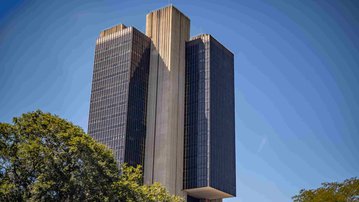 Manutenção da Selic em 15% ignora sinais da economia, critica CNI