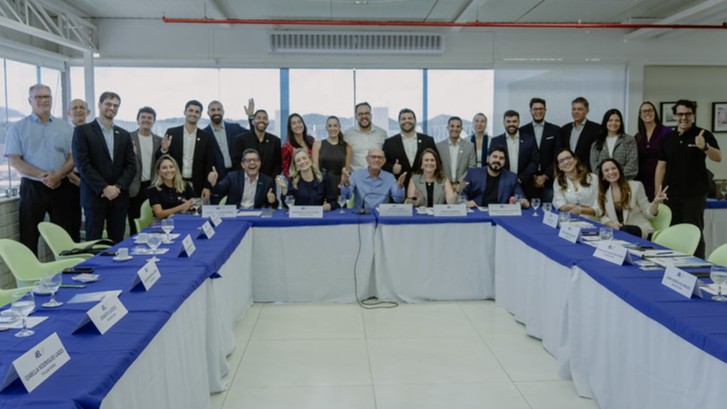 Novas lideranças industriais fortalecem conexões e discutem futuro do setor Novas lideranças industriais fortalecem conexões e discutem futuro do setor