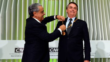 Vamos juntos trabalhar o futuro do país, diz Bolsonaro a empresários