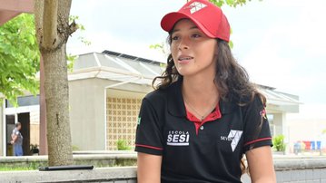 De Salvador para o mundo: jovem de 16 anos mostra como a educação rompe fronteiras