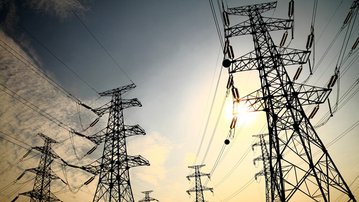 Indústria apresenta propostas para reduzir tarifas e melhorar a gestão do setor elétrico