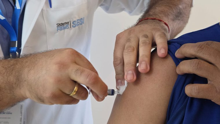 SESI-MS lança campanha de vacinação e IEL-RS executa programa de inovação industrial