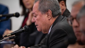 Imagem de destaque da notícia: Redução de tarifas recíprocas expõe urgência de avançar na negociação, avalia CNI