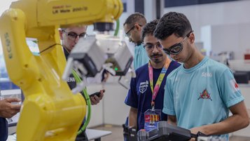 Quer impulsionar sua carreira? SENAI oferece mais de 46 mil vagas em diversas áreas