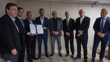 CNI e Neoenergia fecham parceria para apoiar a execução de projetos de eficiência energética