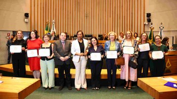 Leia mais Superintendente do SESI Lab é homenageada na Câmara Legislativa do Distrito Federal