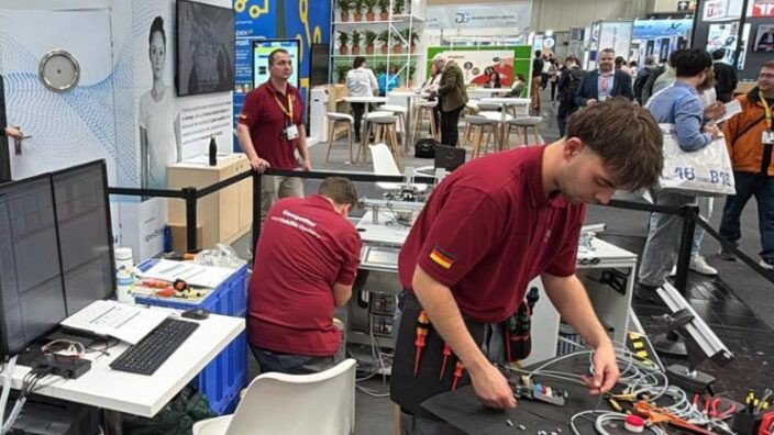 SENAI-MG leva alunos à Alemanha e disputa desafio internacional antes da WorldSkills China 2026