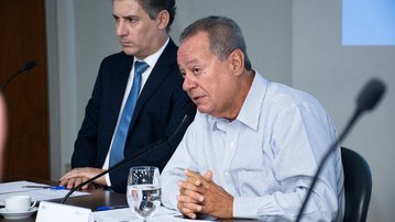 Imagem de destaque da notícia: "Precisamos encontrar convergência em estratégias de defesa comercial", afirma Alban