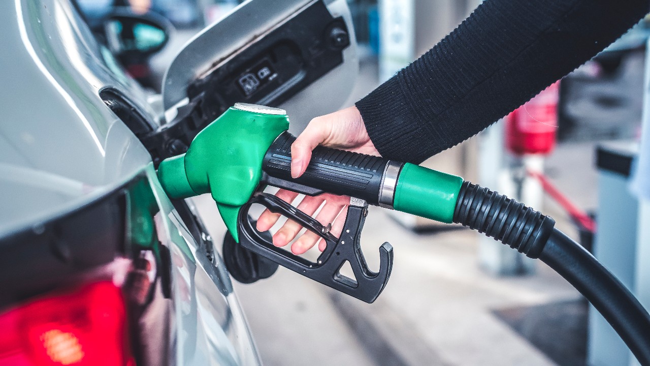 Combustível está caro? Veja 5 dicas do SENAI para você economizar gasolina