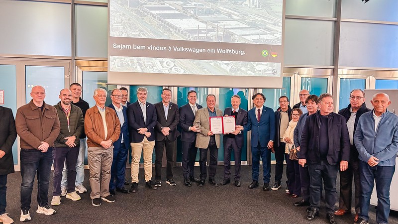 SENAI, CN-SESI e Volkswagen firmam parceria para formação de profissionais