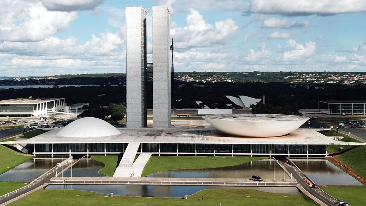 25 anos de Agenda Legislativa da Indústria:  conheça as contribuições para o Brasil