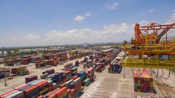 Exportações da indústria de transformação brasileira batem recorde em 2024