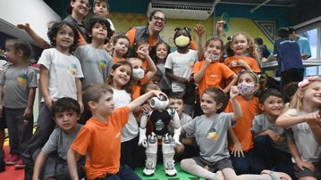 Diversão e aprendizagem: conheça a revolução na sala de aula com o robô SEBIT