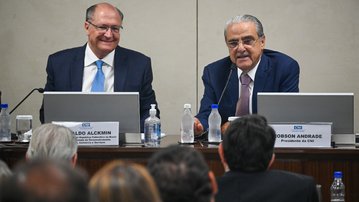 Temos um sentimento de urgência em relação à reforma tributária, diz Alckmin