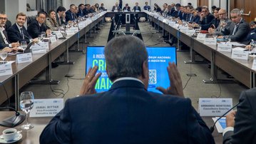 Empresários do Fórum Nacional da Indústria discutem impactos das medidas comerciais dos EUA