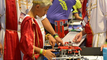 Alunos do SESI participam de torneio de robótica nos Estados Unidos