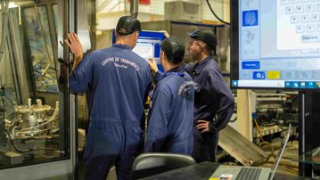 Emprego industrial cai pela primeira vez em 18 meses, revela CNI