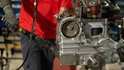 CNI: Indústria compra máquinas novas, mas investimento em automatização segue baixo