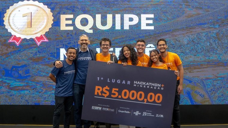 Estudantes da Universidade SENAI CIMATEC conquistam 1º lugar no Hackathon+ Mineração