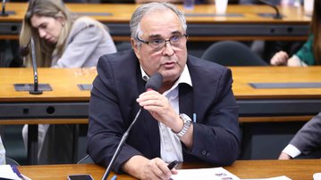 Construção de terminais de contêineres é única solução para desafogar portos, diz CNI