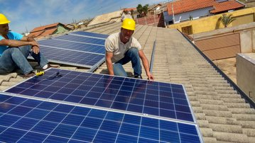 Ouro do setor elétrico: energia solar é a que mais gera oportunidades de emprego