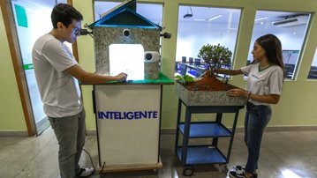 Casa inteligente, criada por alunos do SENAI, é finalista em prêmio