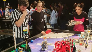Estudantes brasileiros participam de torneios de robótica nos Estados Unidos, Turquia e Uruguai