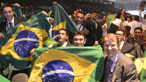 Brasil conquista 12 medalhas no campeonato mundial de ensino técnico