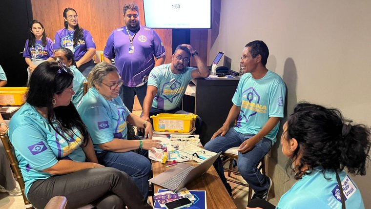 SESI capacita profissionais da Seduc com oficina de robótica e metodologia STEAM