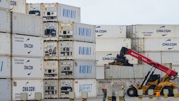 Tarifaço: volume de exportações isentas de sobretaxas supera as submetidas à tarifa cheia de 50%