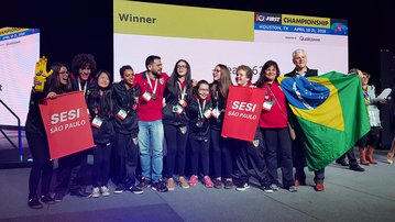 Alunos do SESI são campeões do principal torneio de robótica do mundo