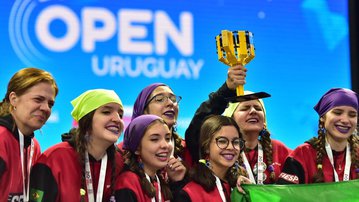 Brasileiros vencem torneio internacional de robótica do Uruguai