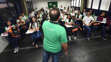 SESI inaugura primeira escola de tempo integral do Ceará