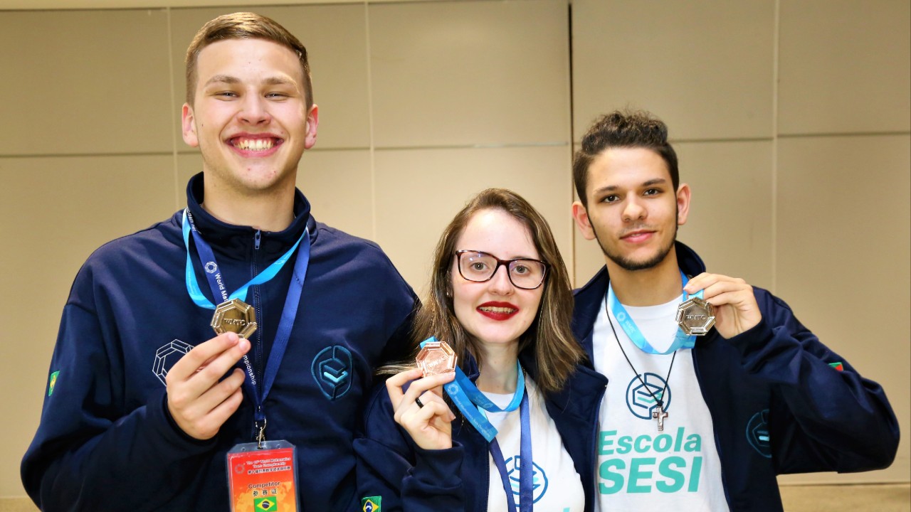 Estudantes gaúchos são medalhistas em Olimpíada Mundial de Matemática
