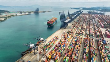 Indústria brasileira bate novo recorde no consumo de bens importados