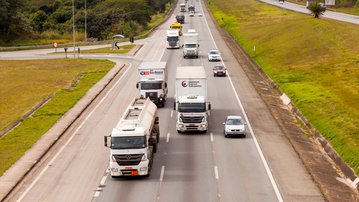 CNI defende redução de intermediários no transporte rodoviário de carga