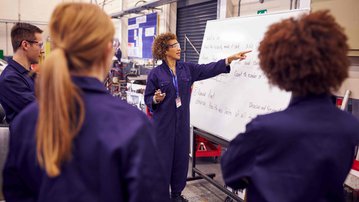 SENAI prevê mais de 40 mil vagas para jovens aprendizes no primeiro semestre de 2026