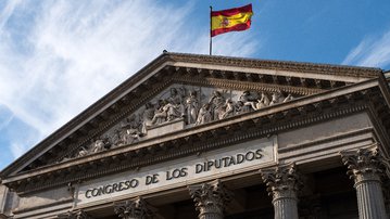 A não-revogação da reforma trabalhista espanhola
