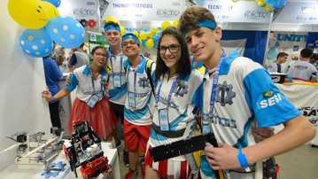 Alunos do SESI participam do maior torneio mundial de robótica, nos Estados Unidos