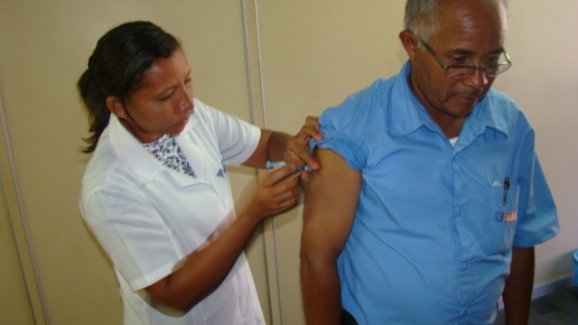 Colaboradores de Parnaíba são imunizados contra a gripe