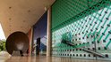 Fachada do SESI Lab vira obra de arte e ganha bordado gigante