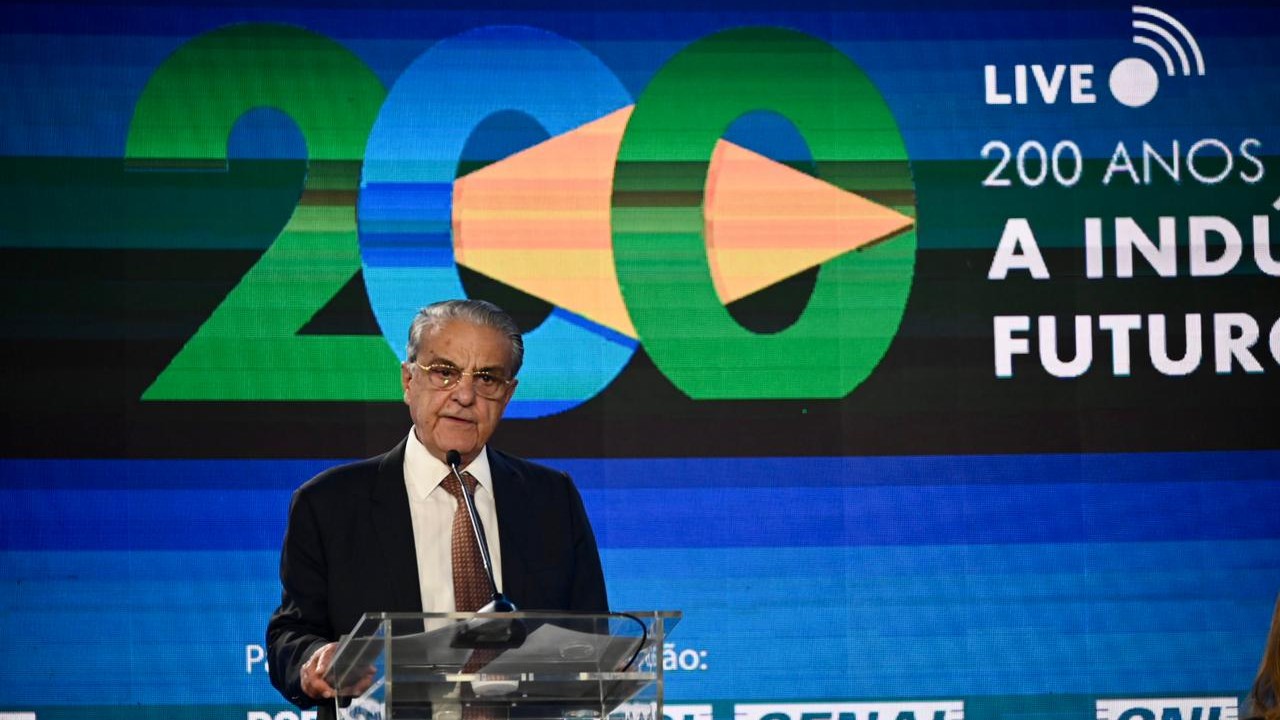 Brasil precisa de estratégia consistente para crescimento sustentado, diz presidente da CNI