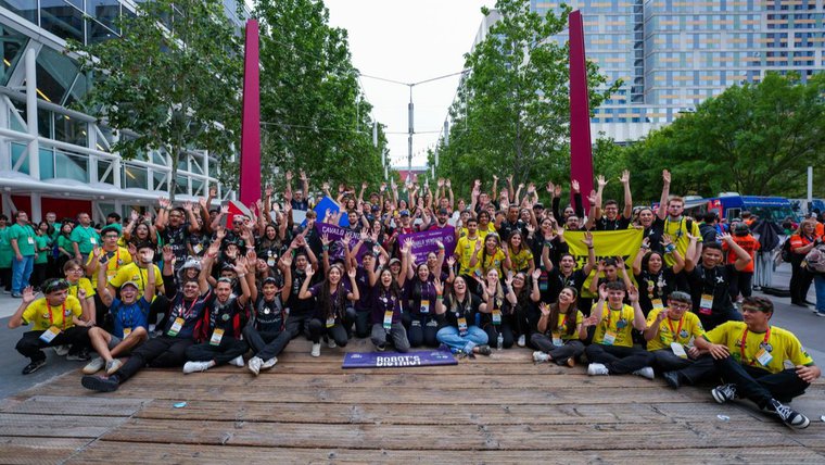 Brasil conquista 9 prêmios na maior competição de robótica do mundo em Houston