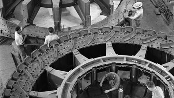 SESI Lab recebe exposição de Hans Gunter Flieg, fotógrafo da industrialização do país