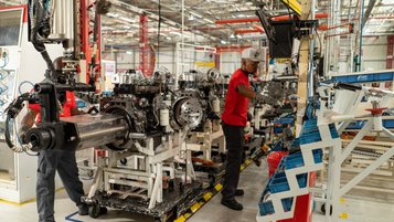 Brasil ocupa último lugar no ranking de competitividade industrial, revela CNI