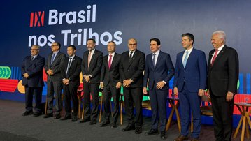 Leia mais "Brasil precisa priorizar ferrovias e cabotagem para longas distâncias", defende CNI