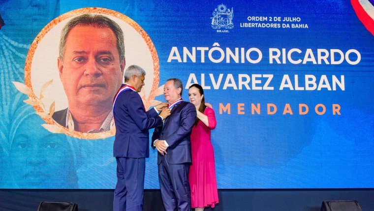 Presidente da CNI é homenageado por forte atuação na indústria nacional