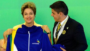 Educação profissional é alavanca do futuro, diz Dilma Rousseff